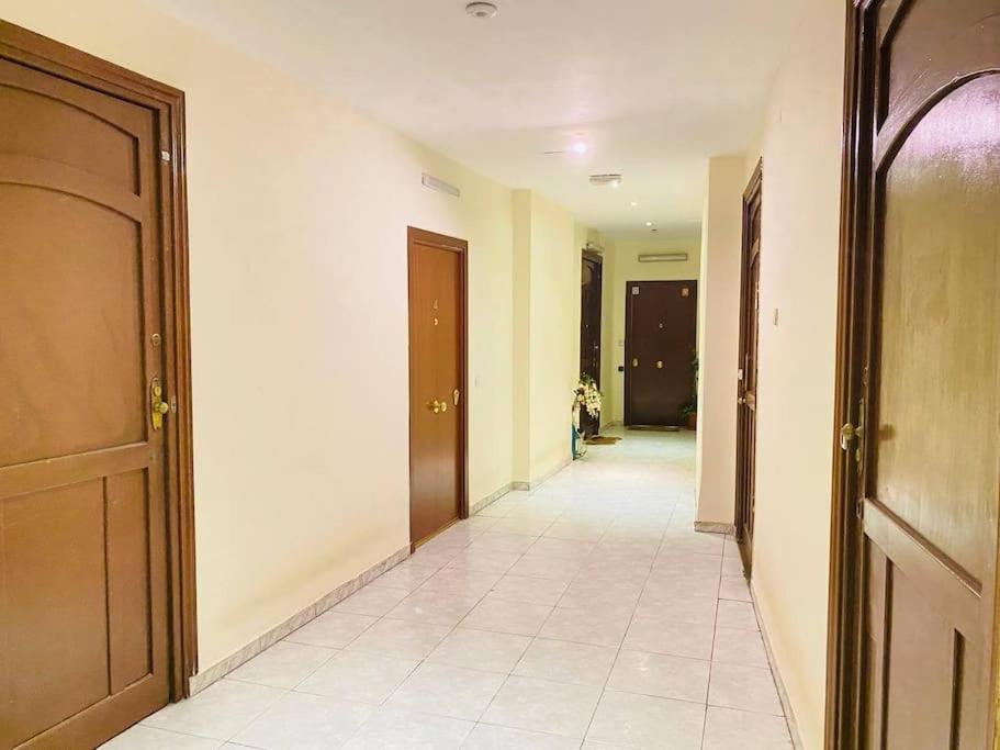 Apartamento En Gran Via De Madrid 45 4 Luaran gambar